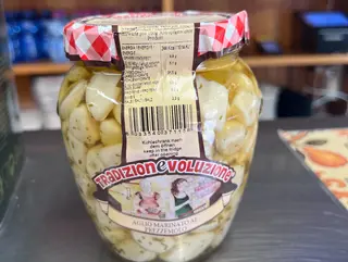 Aglio marinato al prezzemolo