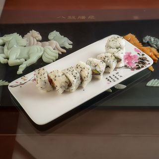 J51 Uramaki sake
