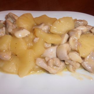 63A Pollo con ananas