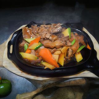 86 Anatra con verdure saltate alla piastra