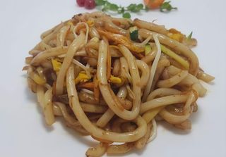 99 Yasai yaki udon