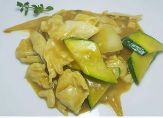 130 Pollo al curry