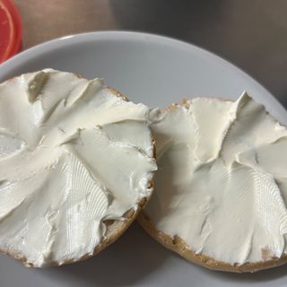 Bagel with cream cheese
