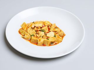 98. Tofu in salsa piccante