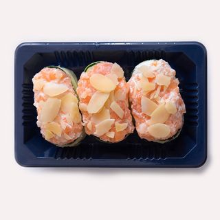 Gunkan salmone mandorla