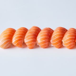 Nigiri Salmone