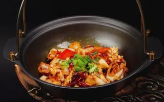 257. Calamari in hot pot