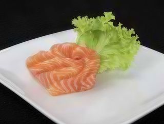 117/ Sashimi salmone