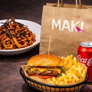 ASSASSINA, BURGER e COCA