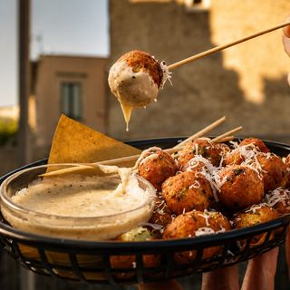 POLPETTE CACIO E PEPE