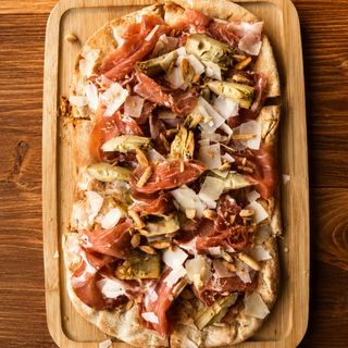 PINSA CON CAPOCOLLO