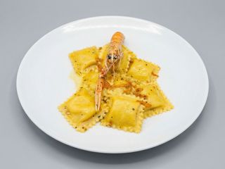 Ravioli di scampi al profumo di agrumi