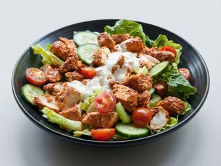 Menù insalata di pollo tikka