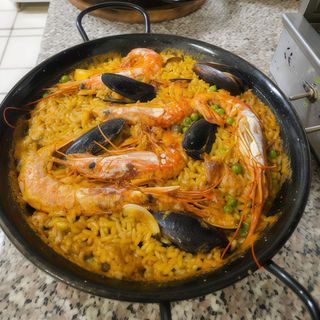 Paella di marisco
