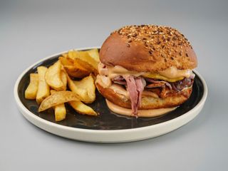 Pulled pork burger