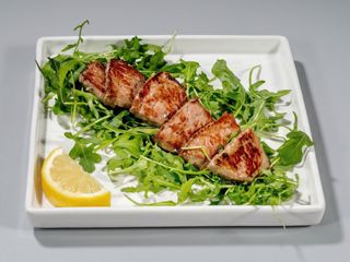 192 Tagliata di manzo con rucola