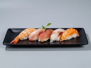 124 Nigiri mixed 5 pezzi