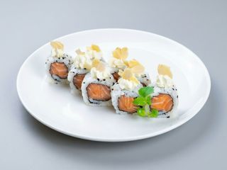 060. Uramaki almond Philadelphia