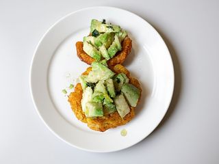 Tostones de aguacate