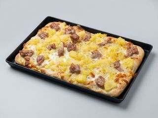Patate e salsiccia mezza teglia