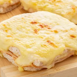 Parigina bianca in teglia ( crocque monsier )