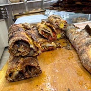“PISCITIELLO” salsiccia e peperoni
