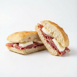 6. Crudo di Parma, mozzarella di bufala