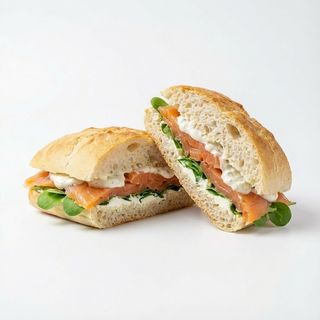 27. Salmone, Philadelphia, salsa tartara, insalata soncino