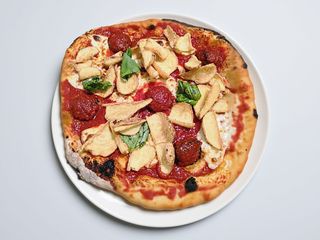 Pizza polpette, patatine e provola