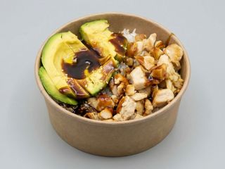 POLLO E AVOCADO