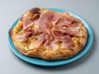 Focaccia al crudo