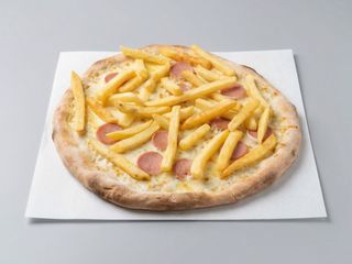 Würstel e patatine