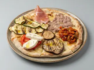 Focaccia pizzaiolo