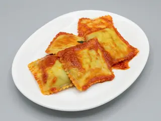 RAVIOLI SUGO SEMPLICE