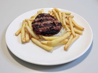 HAMB. SCOTTONA CON PATATINE