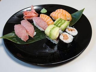 Sushi misto 10 pezzi