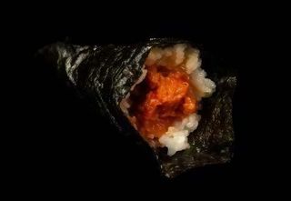 338. Temaki spicy maguro