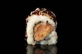 408. Uramaki tonno cotto