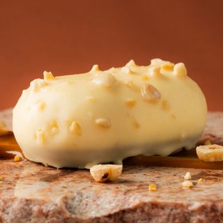 721 Bacio bianco