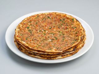 Lahmacun con kebap