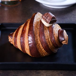 Gran bueno, sfoglia,con crema di nocciola e nutella