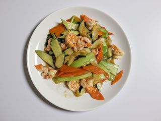gamberi saltati con verdure