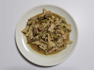 carne saltato con bambù