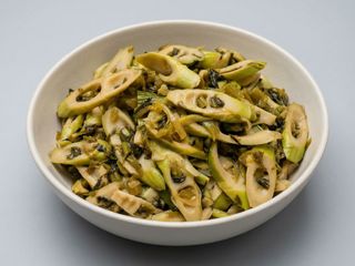 bambù saltato con jiecai 