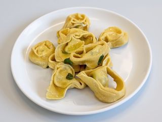 Tortelli burro e salvia