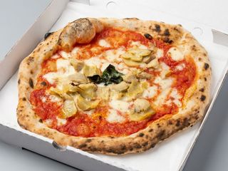 Margherita con carciofini