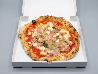 Prosciutto e funghi