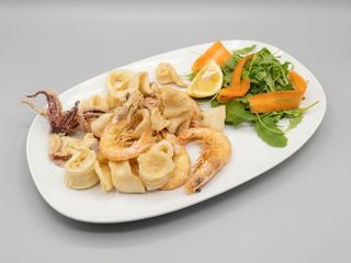 Frittura di calamari e gamberi