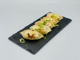 3. Gyoza di pollo