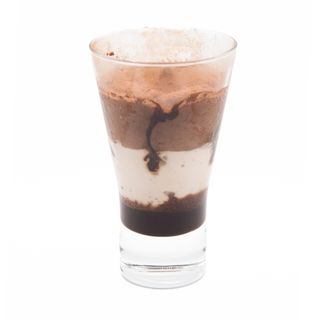 Coppa di gelato al Cioccolato e nocciola in vetro